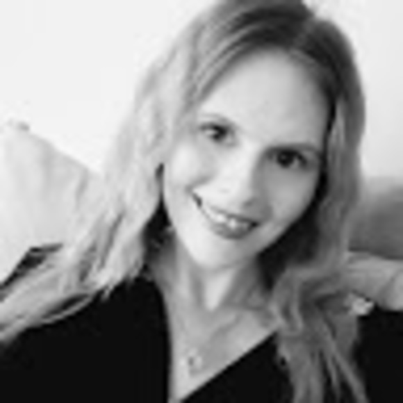 Meet your Posher, Taryn - Picture 1 of 1